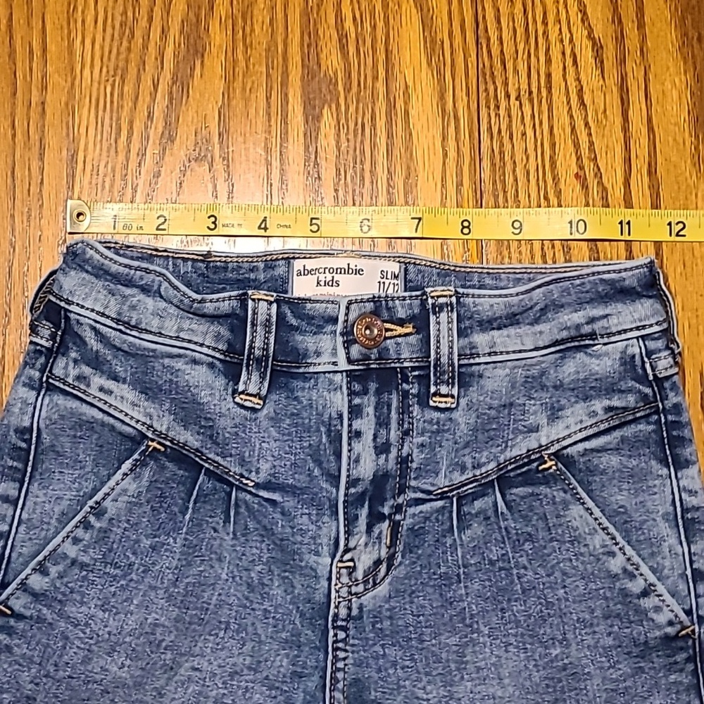 Abercrombie kids High Rise Mini Mom Jeans - Girls 11/12 - Picture 6 of 9
